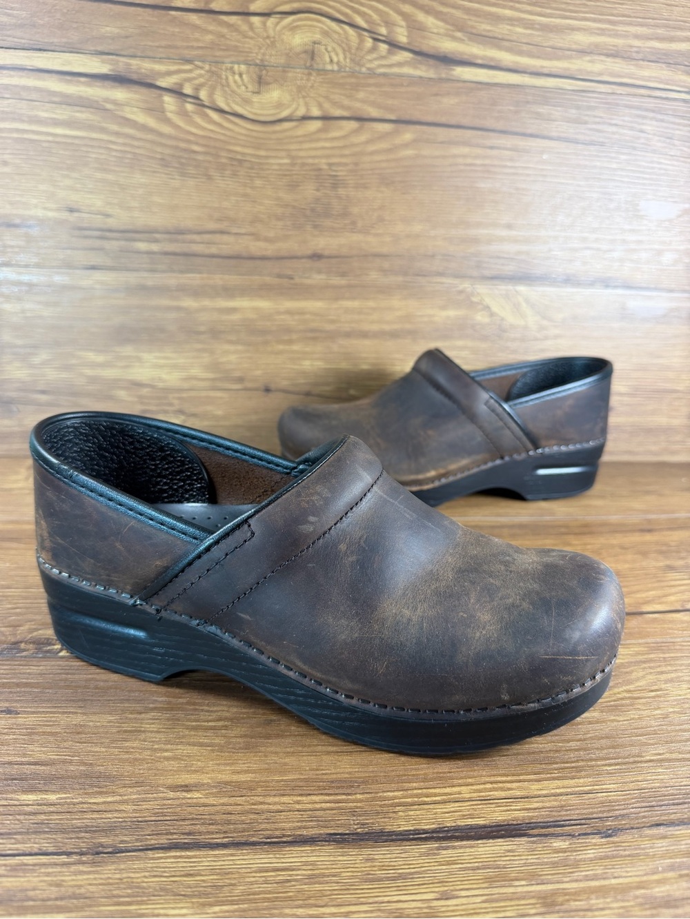 DANSKO Brown Leather Clogs Slip-On Shoes Women’s Size 8 (38)